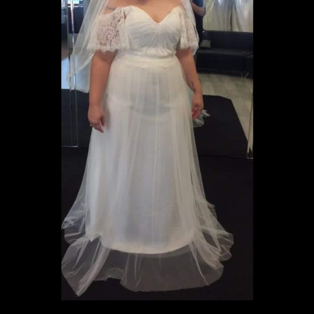 ❤NWOT😍STUNNING Wedding Dress💖 Never Worn